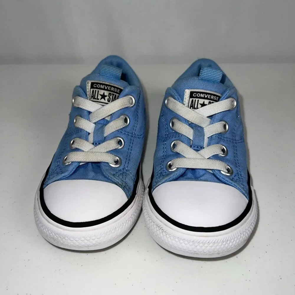 Unisex Baby blue toddler Converse all Star Shoes Size 8 slip ons